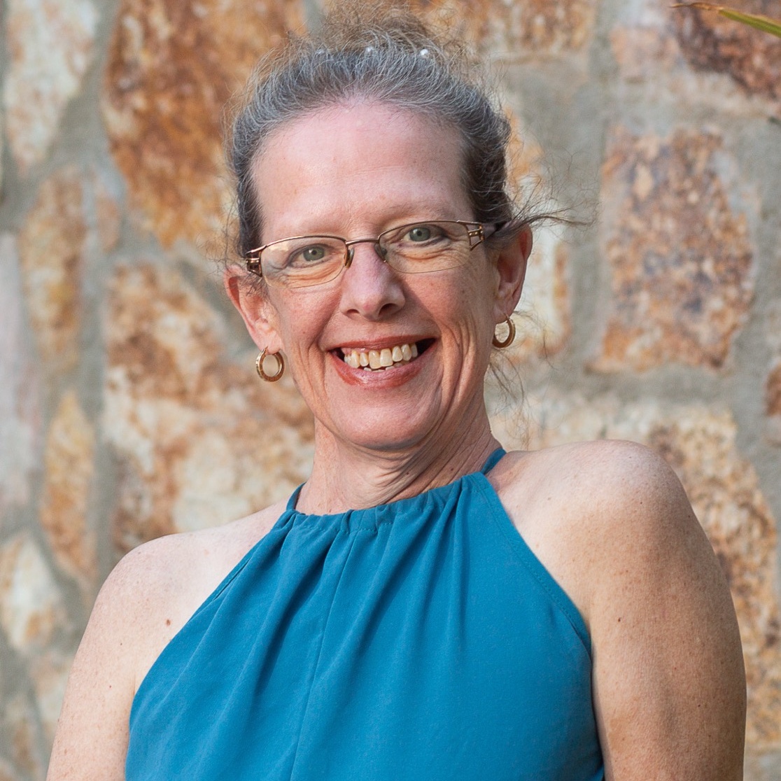 Michelle Botnick Authentic Escapes TV with Sandra McLemore